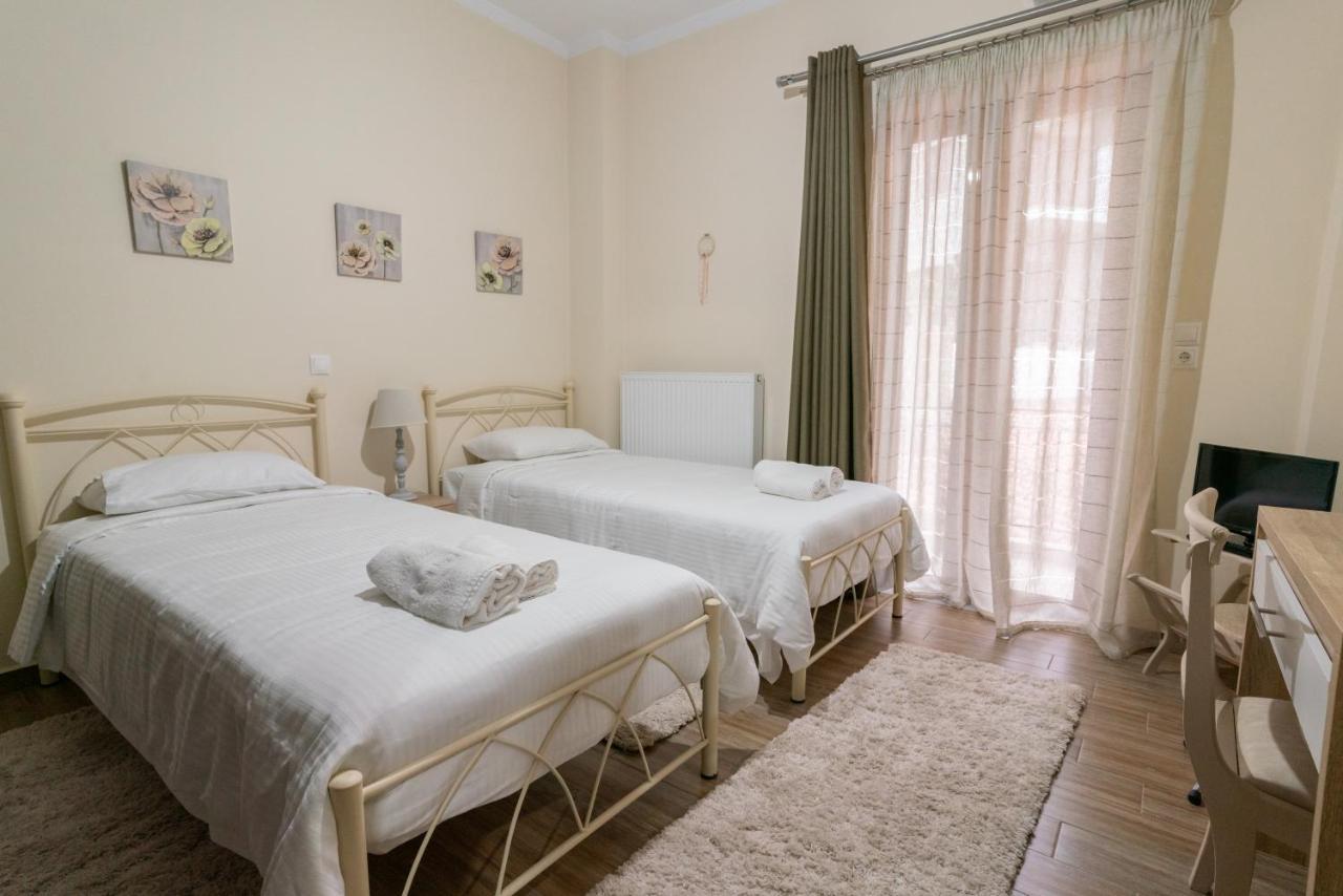 Katerina & Elia'S Family House Apartment Leonídion Екстериор снимка