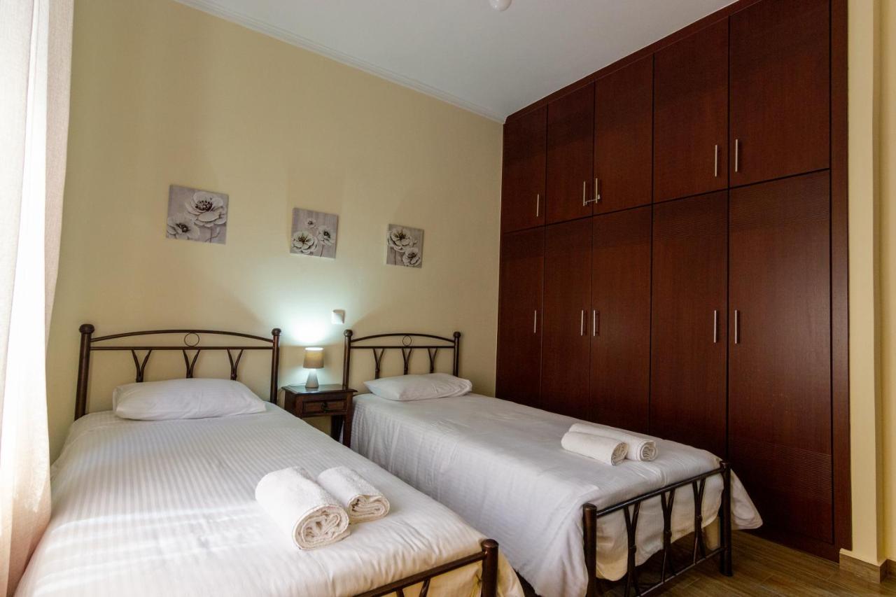 Katerina & Elia'S Family House Apartment Leonídion Екстериор снимка